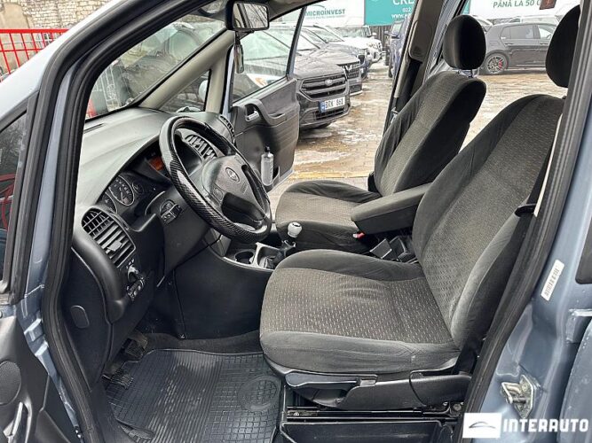Opel Zafira 33 interauto-car