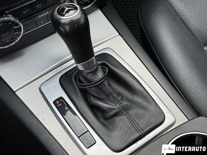 Mercedes C 250 41 interauto-car