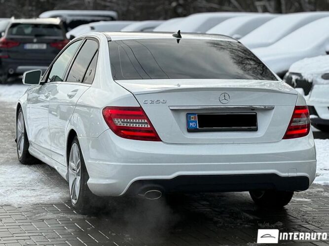 Mercedes C 250 32 interauto-car