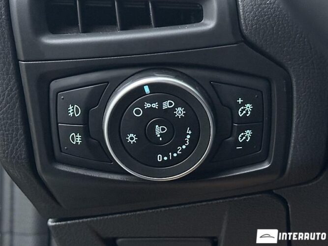 Ford Focus 46 interauto-car