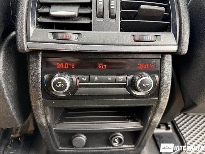 BMW X5 4.0e 61 interauto-car