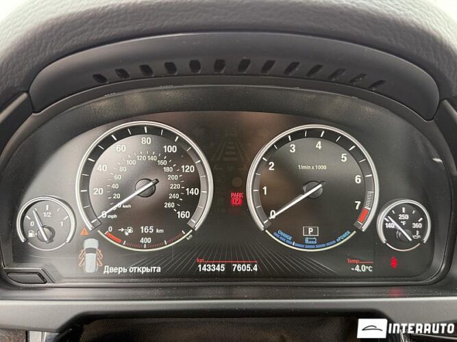 BMW X5 4.0e 46 interauto-car