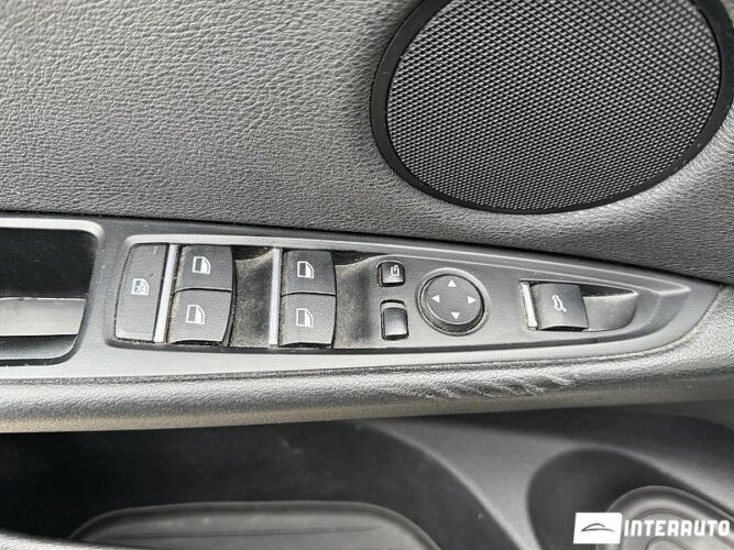 BMW X5 4.0e 58 interauto-car