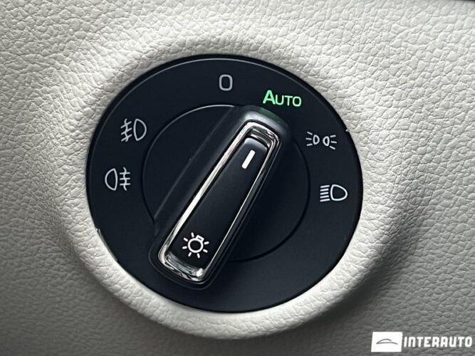 Skoda Superb 47 interauto-car