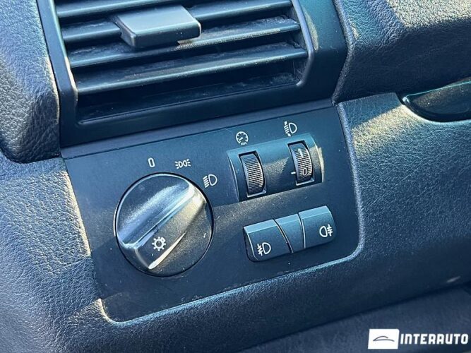 BMW X5 3.0D 40 interauto-car