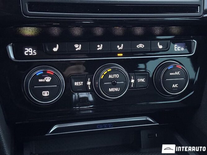 Volkswagen Passat GTE 44 interauto-car