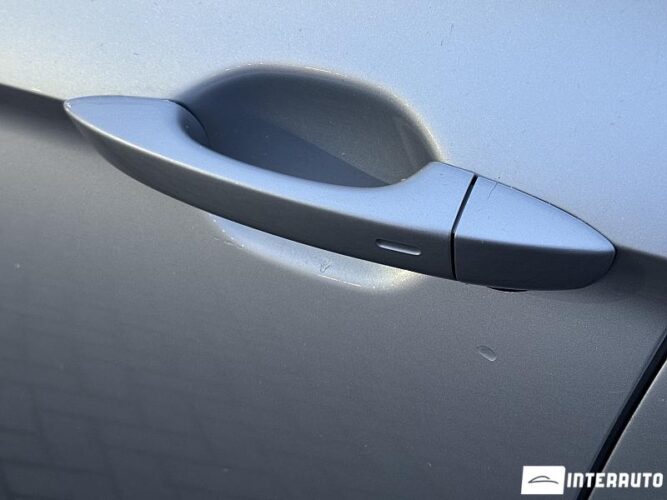 Volkswagen Passat GTE 51 interauto-car