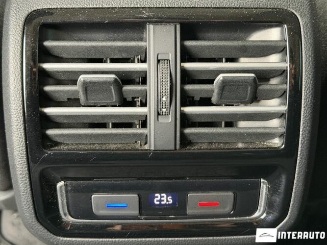 Volkswagen Passat 49 interauto-car