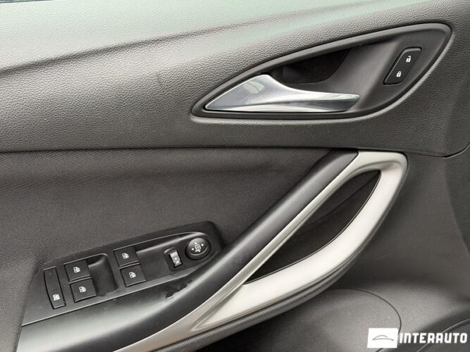 Opel Astra 34 interauto-car