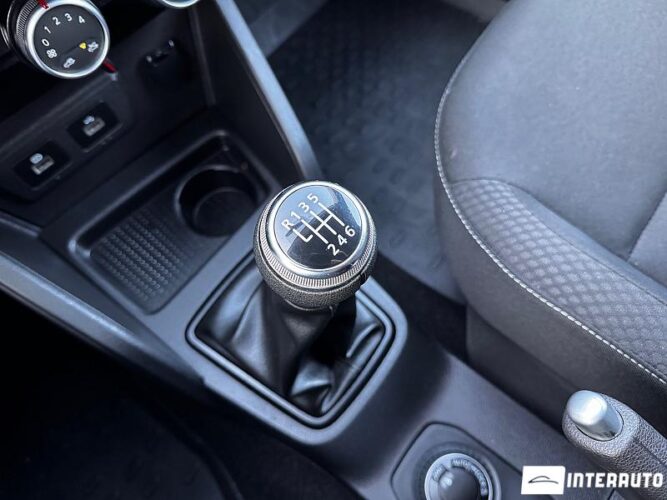 Dacia Duster 43 interauto-car