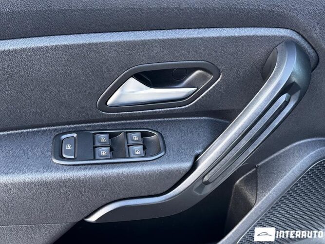 Dacia Duster 46 interauto-car