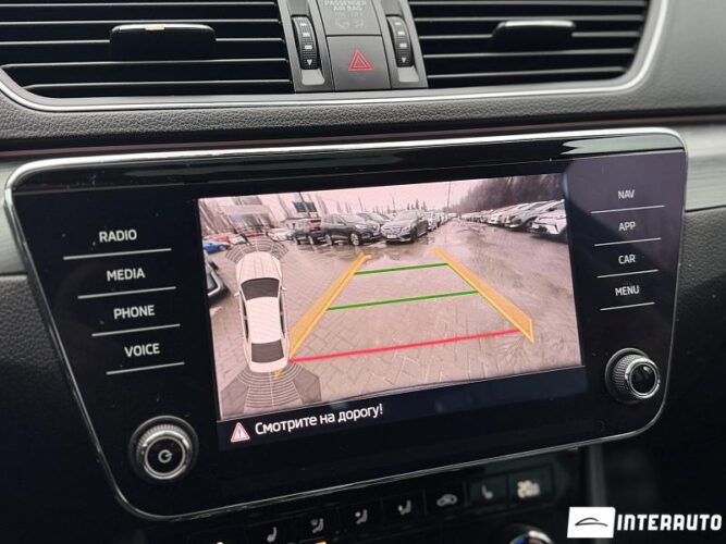 Skoda Superb 46 interauto-car