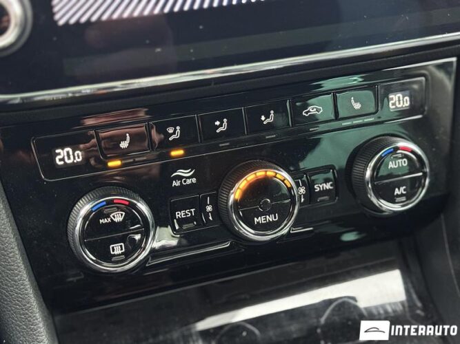 Skoda Superb 49 interauto-car