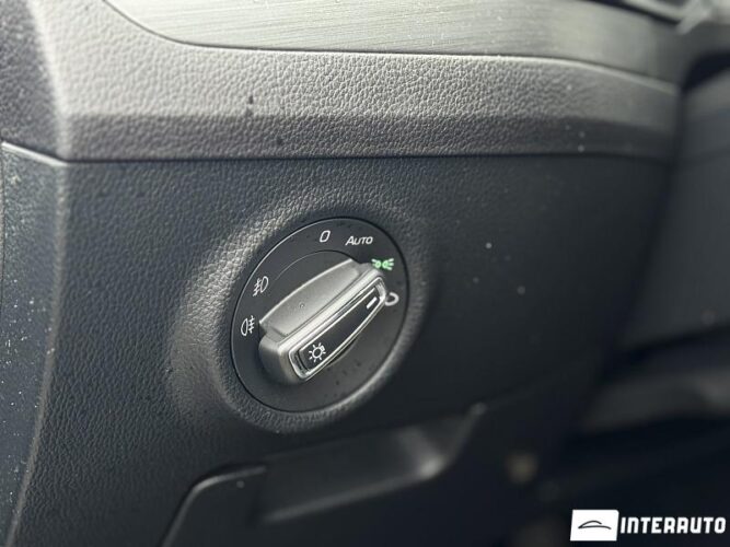 Skoda Superb 42 interauto-car