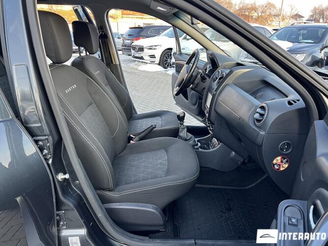 Dacia Duster 42 interauto-car