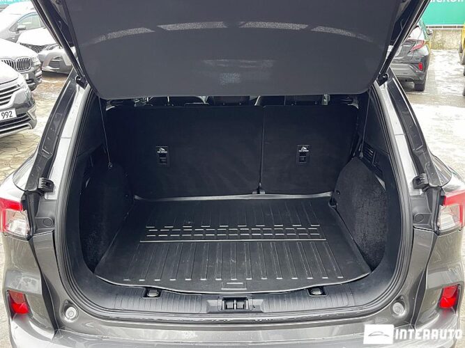 Ford Kuga 39 interauto-car