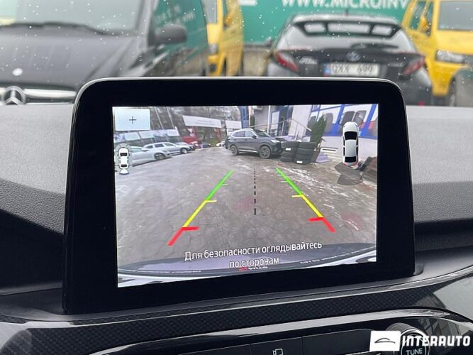 Ford Kuga 44 interauto-car