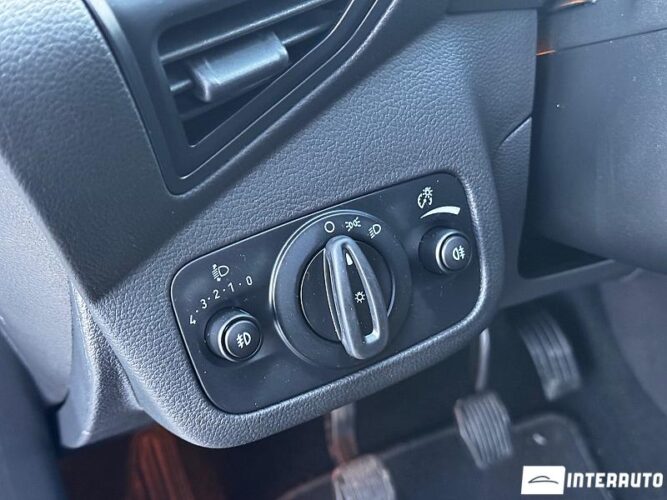 Ford Kuga 43 interauto-car