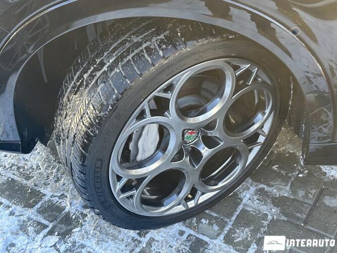 alfa romeo Tonale 2023