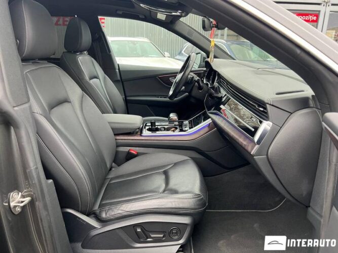 Audi Q8 48 interauto-car
