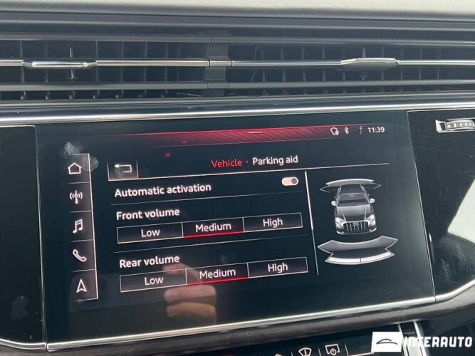 Audi Q8 55 interauto-car