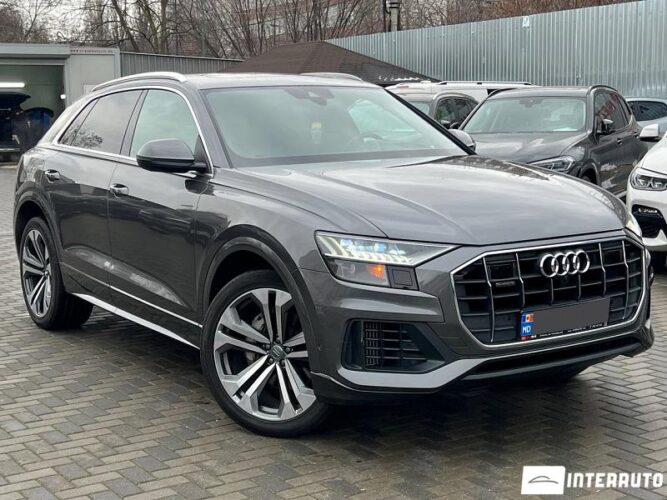 Audi Q8 43 interauto-car