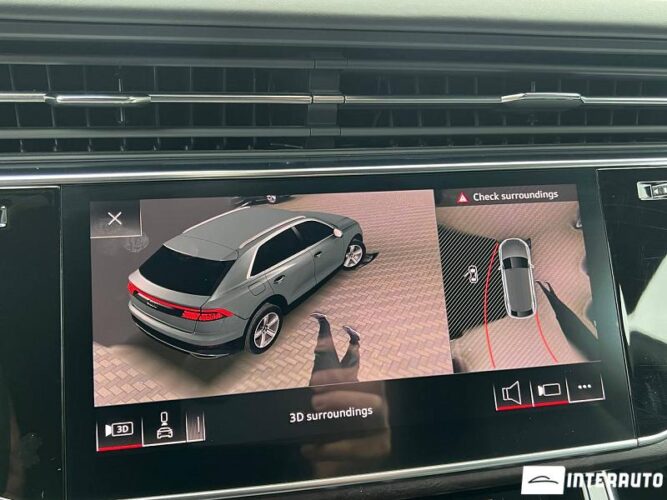 Audi Q8 59 interauto-car