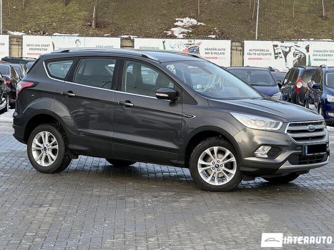 Ford Kuga 2019 doar la InterAuto