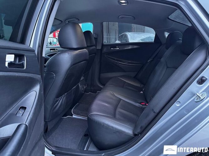 Hyundai Sonata 37 interauto-car