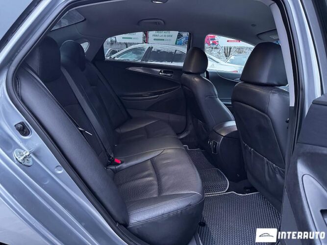 Hyundai Sonata 39 interauto-car