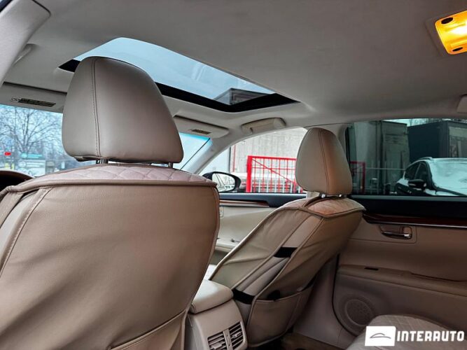 Lexus ES 300h 43 interauto-car