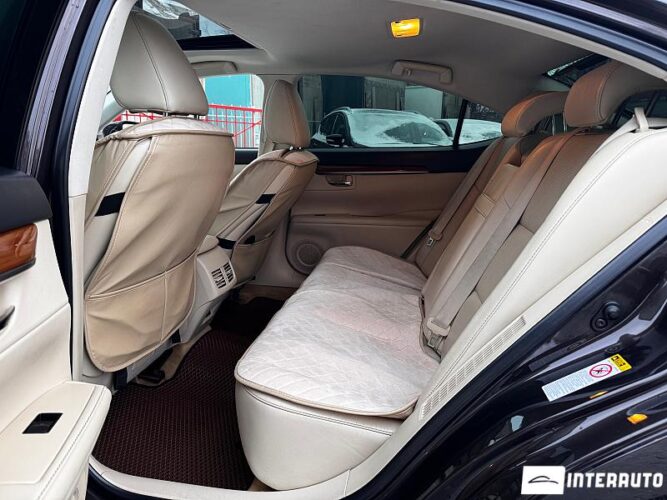 Lexus ES 300h 40 interauto-car