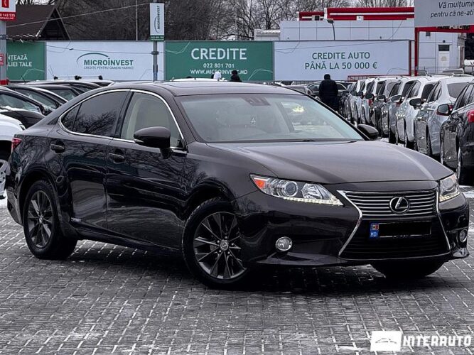 Lexus ES 300h 37 interauto-car