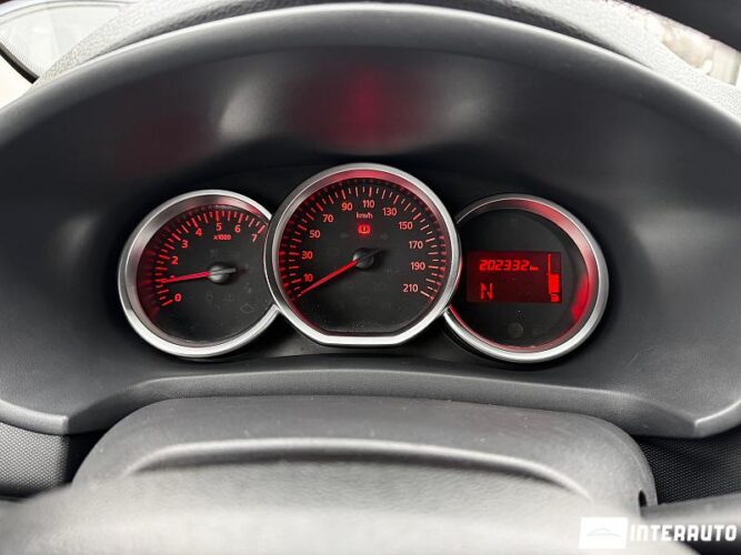 Dacia Logan MCV 39 interauto-car