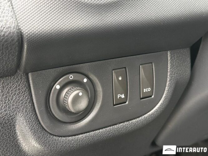 Dacia Logan MCV 45 interauto-car