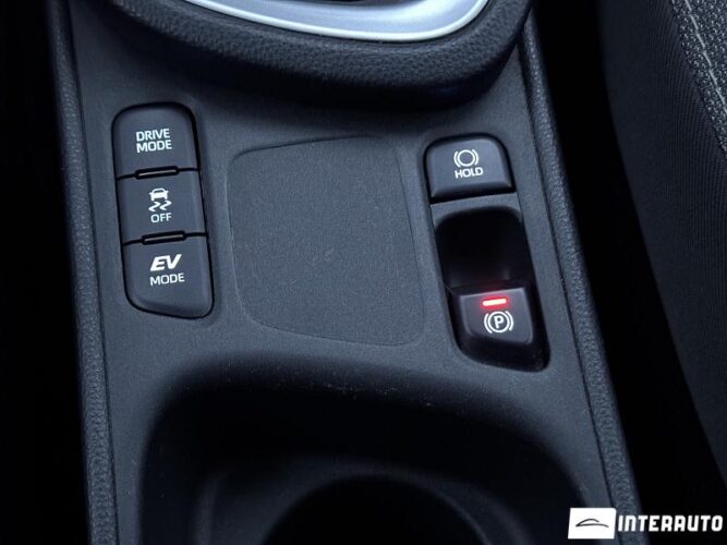 Toyota Yaris Cross 52 interauto-car