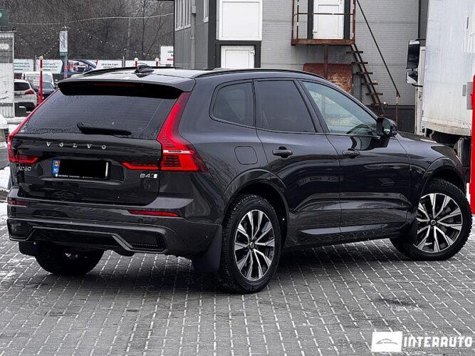 volvo XC 60 2023