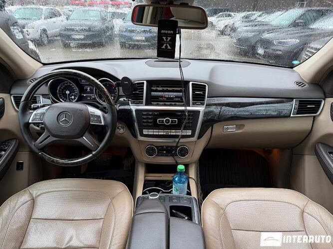 Mercedes ML 350 37 interauto-car