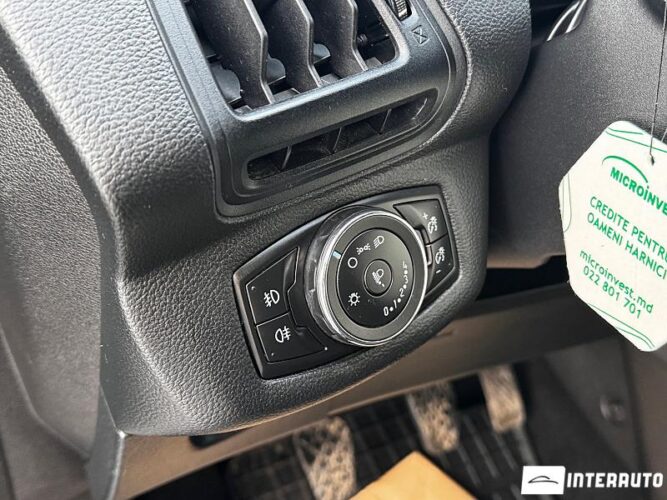 Ford B-MAX 39 interauto-car