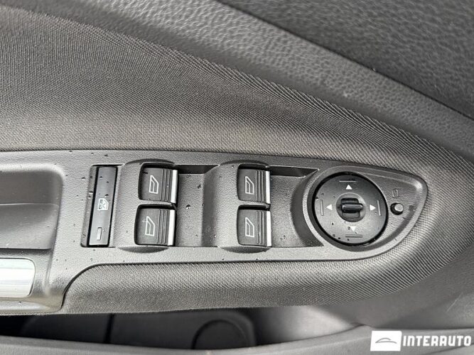 Ford C-MAX 47 interauto-car