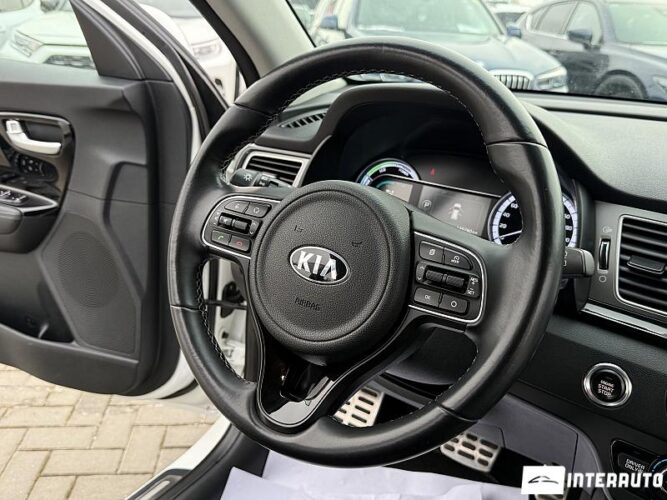Kia Niro 40 interauto-car