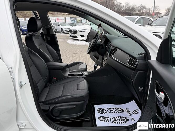 Kia Niro 49 interauto-car