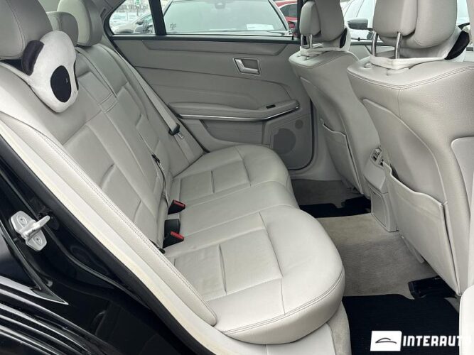 Mercedes E 200 46 interauto-car