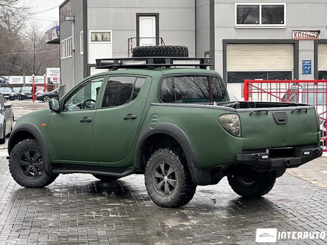 mitsubishi L200 2008