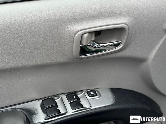 mitsubishi L200 2008