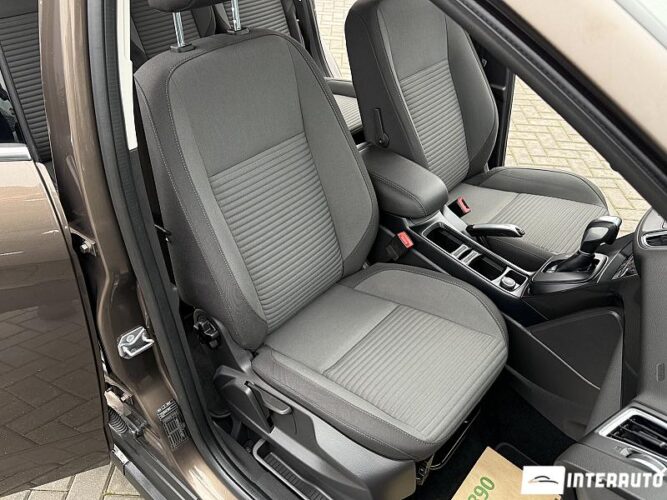 Ford C-MAX 52 interauto-car