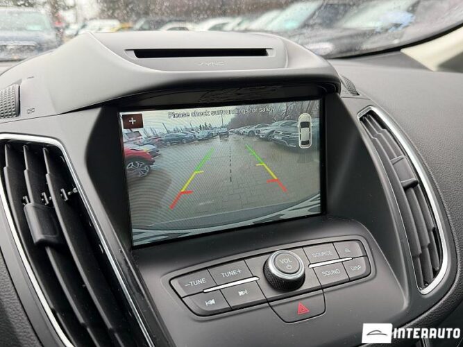 Ford C-MAX 38 interauto-car