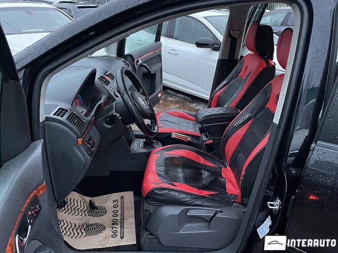 Volkswagen Touran 34 interauto-car