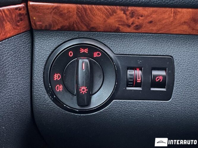 Volkswagen Touran 36 interauto-car