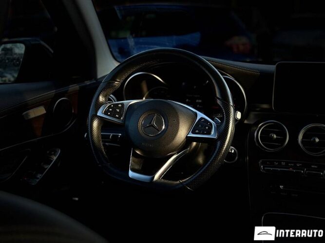 Mercedes GLC 250d 37 interauto-car